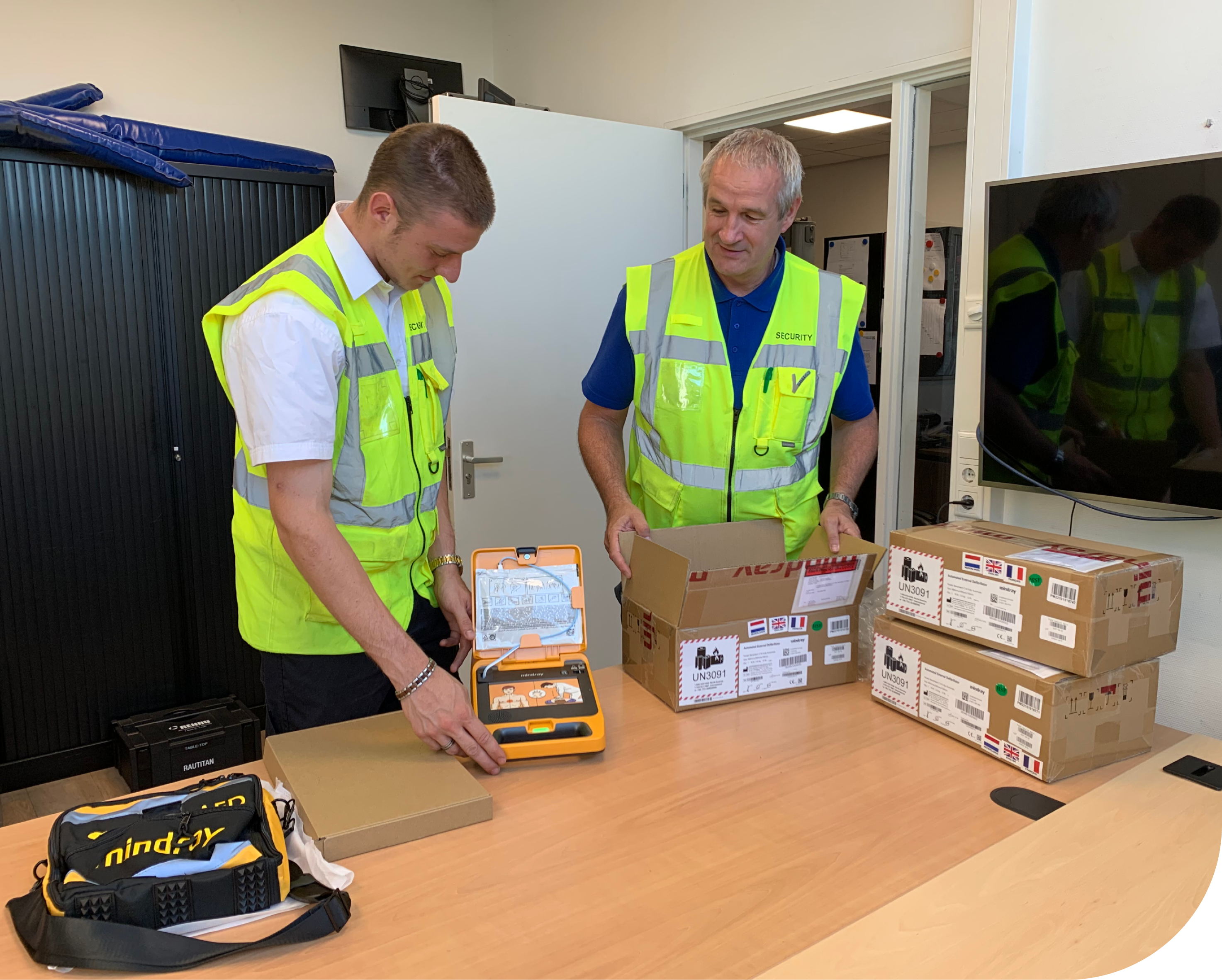 Nieuwe AED's voor groothandel Technische Unie